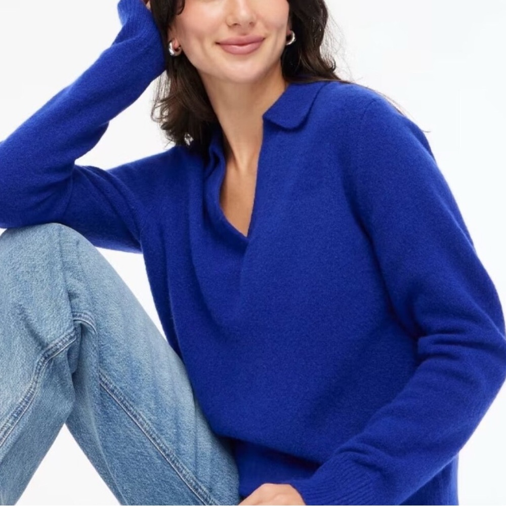 ❄️ J.Crew Blue V-Neck Sweater